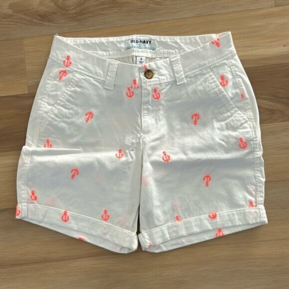 White and Pink Old Navy Anchor Shorts - Picture 1 of 3